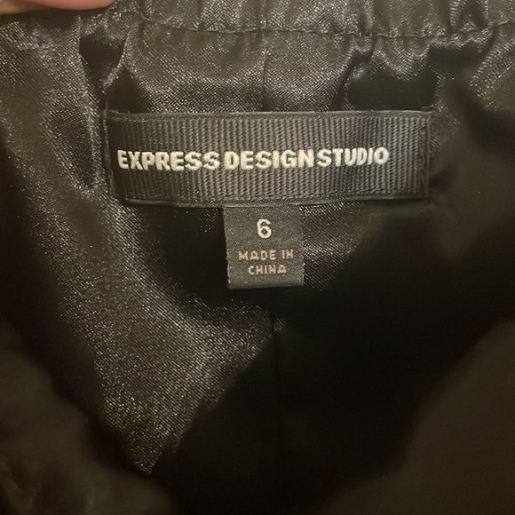 Express Design Studio LBD! - Picture 5 of 5